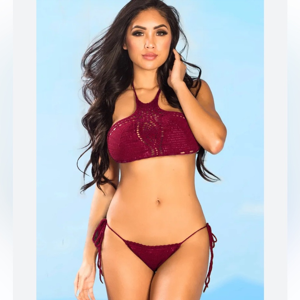 NWT Doll Swimwear Gardenia Crochet Halter Top